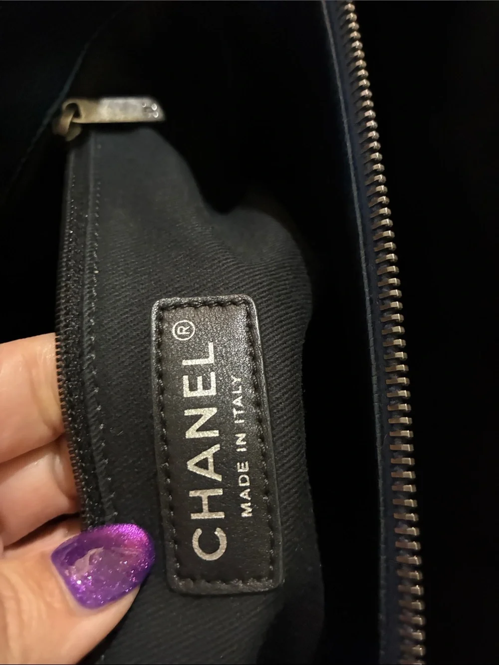 CHANEL Quilted Navy Leather Shoulder Bag with silver CC Charm